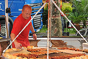 Wurstbrater (Foto: Ingrid Grossmann)